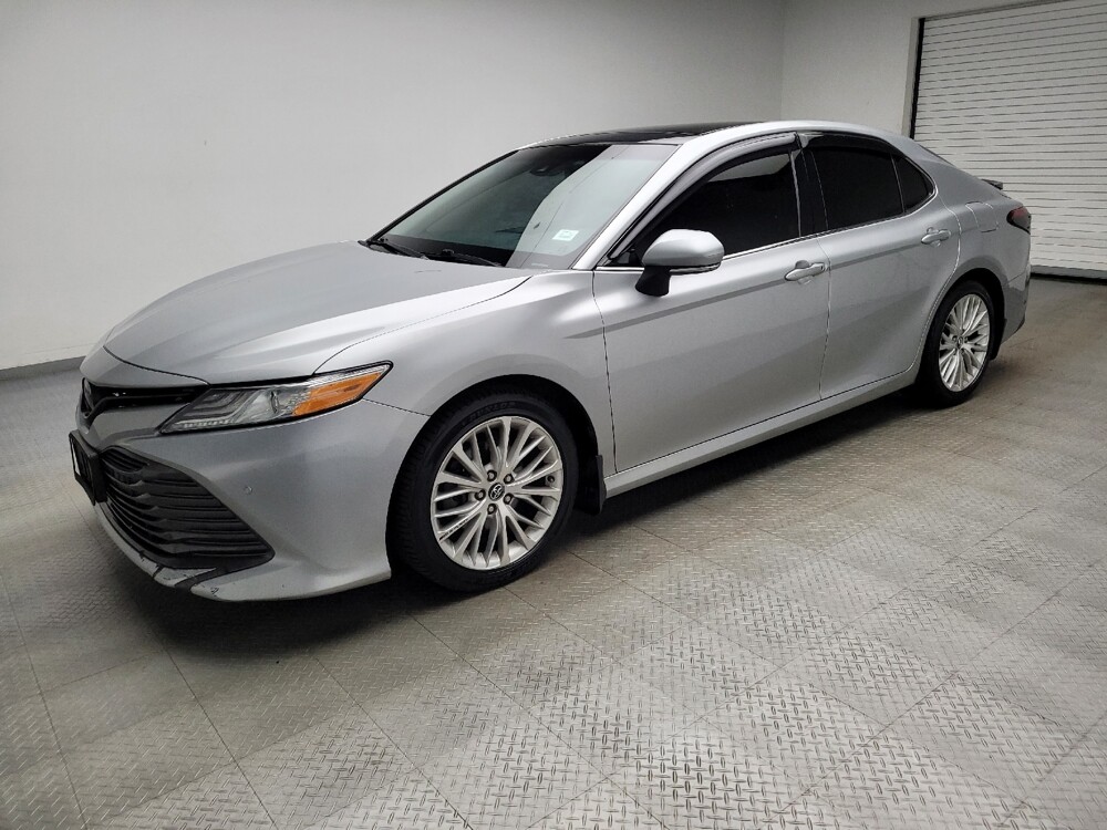 2018 Toyota Camry in Eastpointe, MI 48021 - 18122764 2
