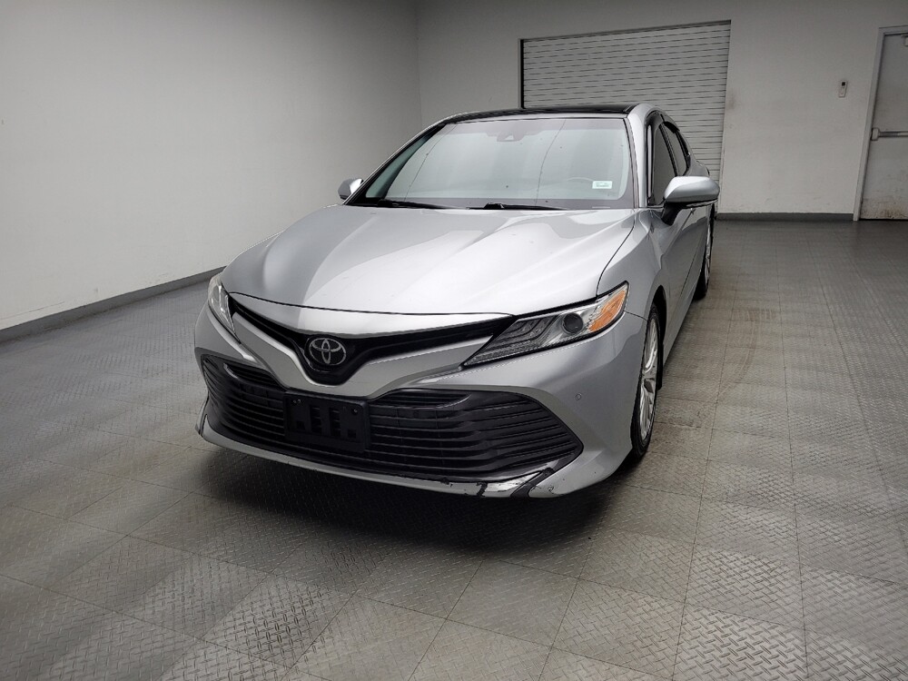2018 Toyota Camry in Eastpointe, MI 48021 - 18122764 15