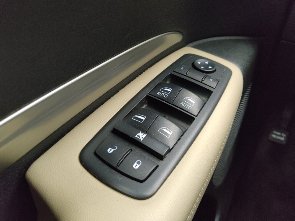 2019 Dodge Durango in Des Moines, IA 50310 - 18122771 27