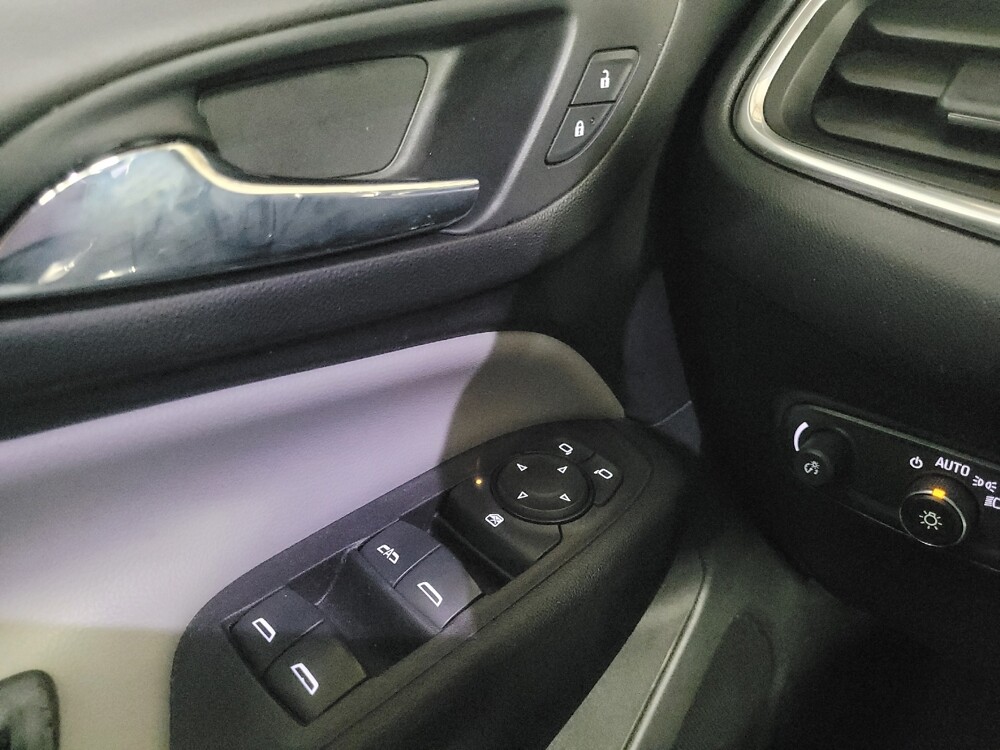 2020 Chevrolet Equinox in Chattanooga, TN 37421 - 18122781 27