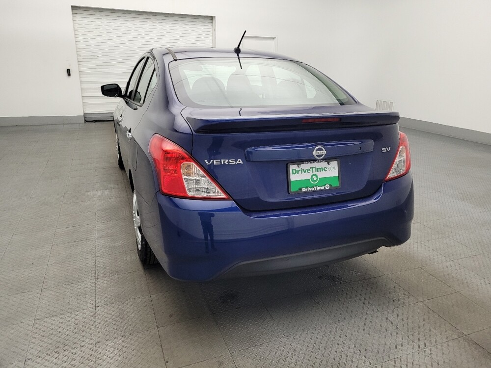 2018 Nissan Versa in Orlando, FL 32808 - 18122790 6