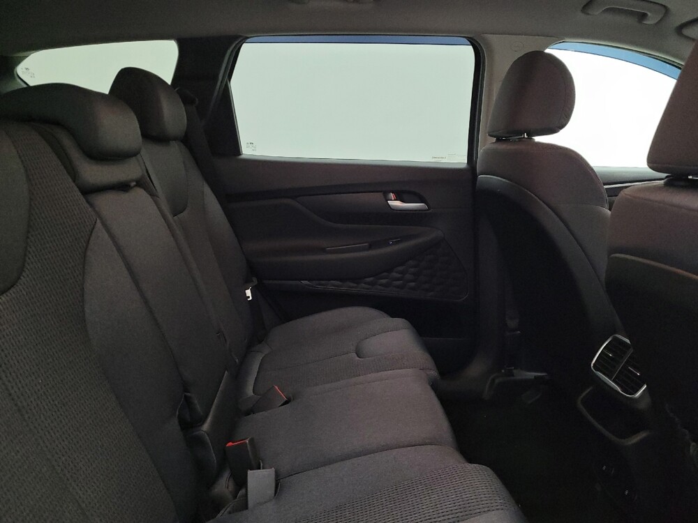 2019 Hyundai Santa Fe in Toledo, OH 43617 - 18122795 19