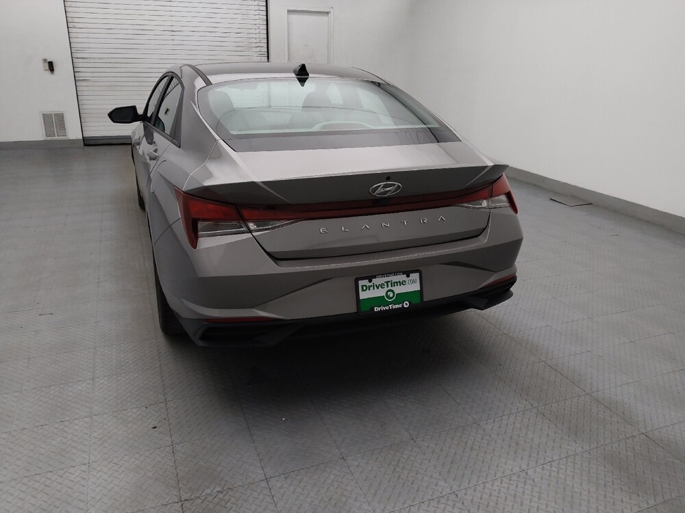 2023 Hyundai Elantra in Raleigh, NC 27604 - 18122796 6