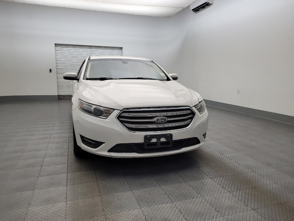 2016 Ford Taurus in Phoenix, AZ 85022 - 18122801 14