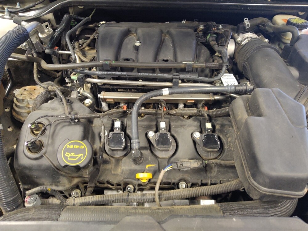 2016 Ford Taurus in Phoenix, AZ 85022 - 18122801 30