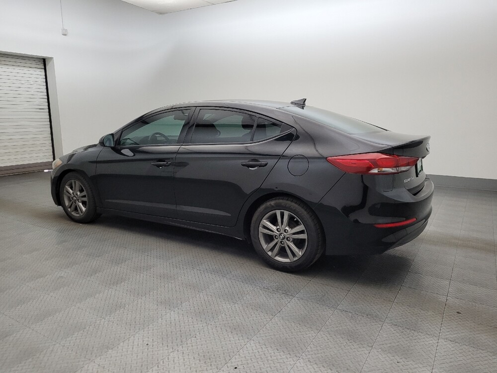 2017 Hyundai Elantra in Glendale, AZ 85301 - 18122808 3