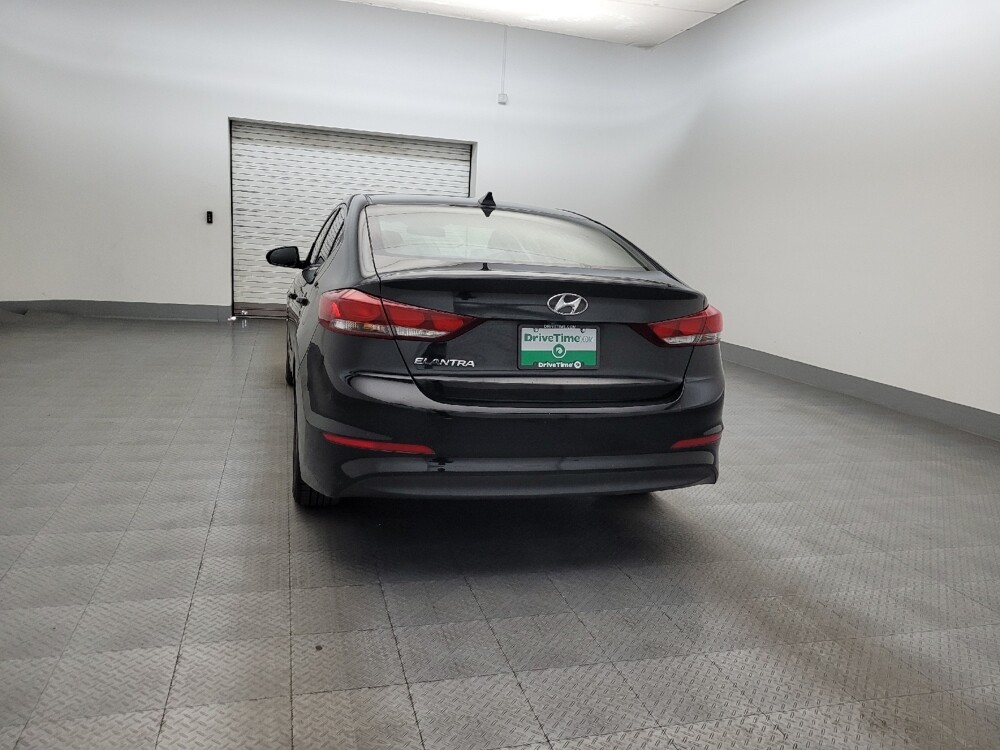 2017 Hyundai Elantra in Glendale, AZ 85301 - 18122808 6