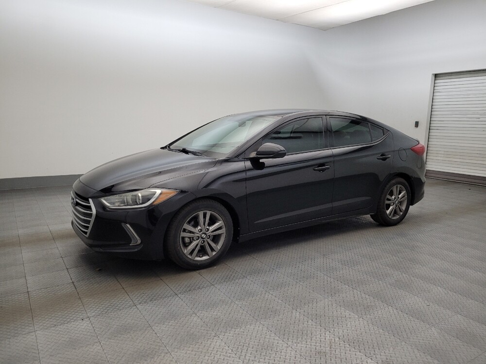 2017 Hyundai Elantra in Glendale, AZ 85301 - 18122808 2