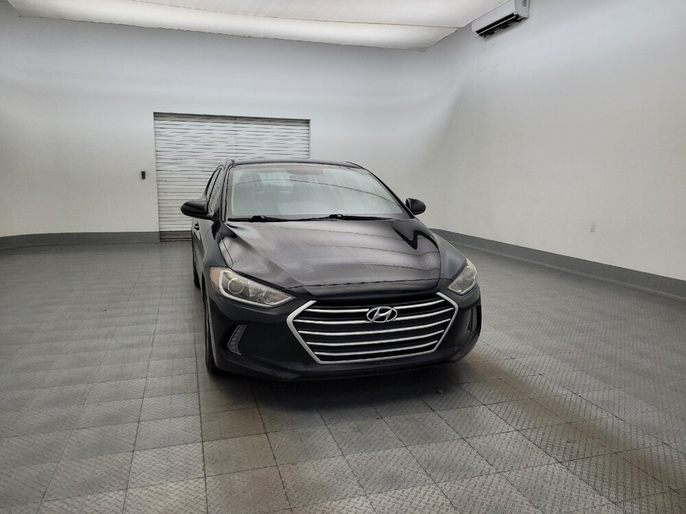 2017 Hyundai Elantra in Glendale, AZ 85301 - 18122808 14