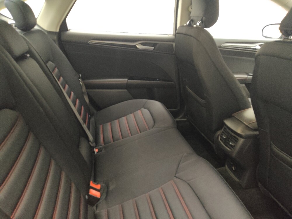 2015 Ford Fusion in Lombard, IL 60148 - 18122814 19