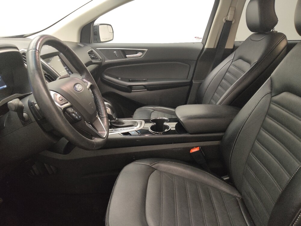 2018 Ford Edge in Lombard, IL 60148 - 18122823 17