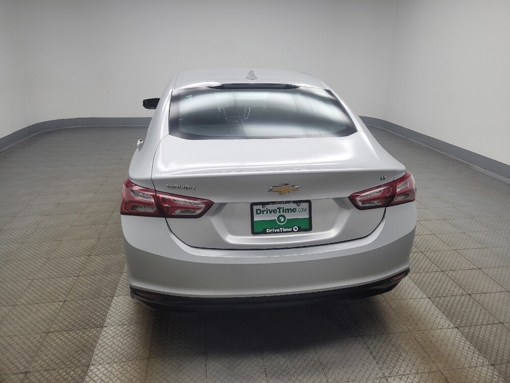 2022 Chevrolet Malibu in Indianapolis, IN 46219 - 18122826 6