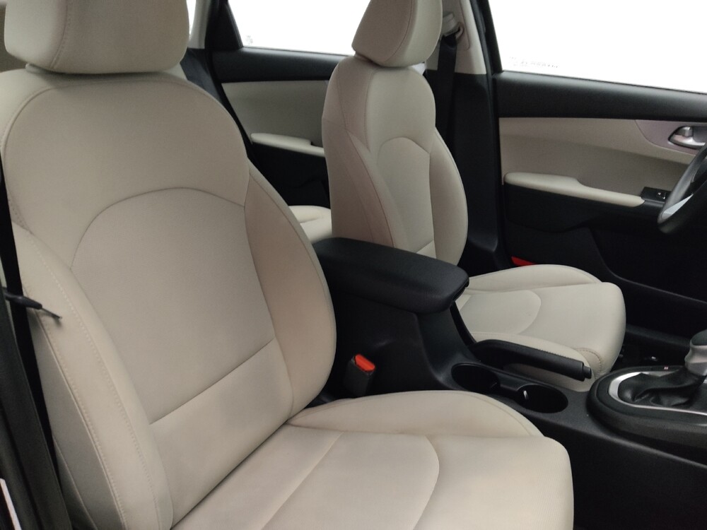 2023 Kia Forte in Conyers, GA 30094 - 18122829 21