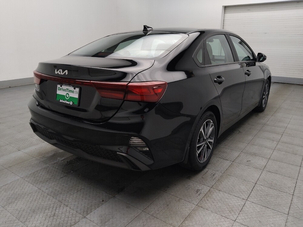 2023 Kia Forte in Conyers, GA 30094 - 18122829 7