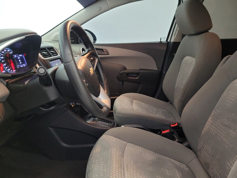 2020 Chevrolet Sonic in Phoenix, AZ 85015 - 18122837 17