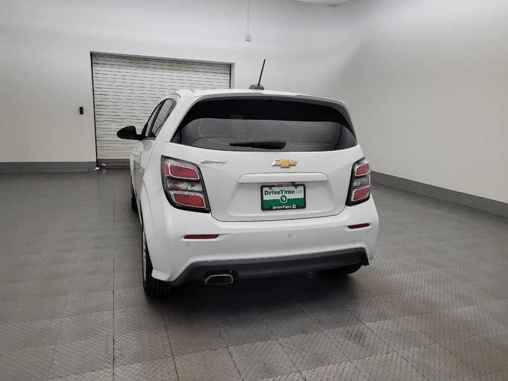 2020 Chevrolet Sonic in Phoenix, AZ 85015 - 18122837 6