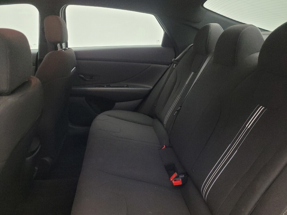 2025 Hyundai Elantra in Phoenix, AZ 85015 - 18122840 18