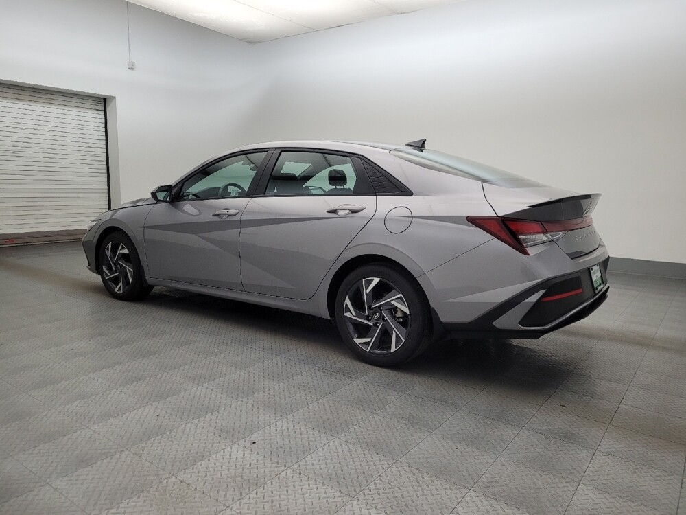 2025 Hyundai Elantra in Phoenix, AZ 85015 - 18122840 3