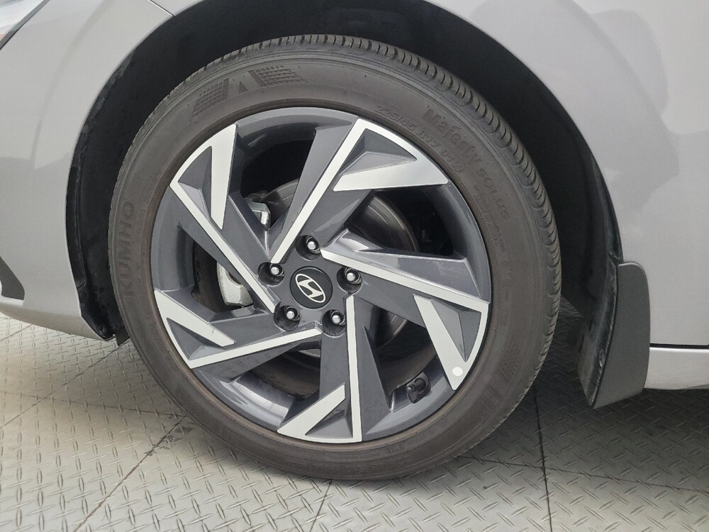 2025 Hyundai Elantra in Phoenix, AZ 85015 - 18122840 31