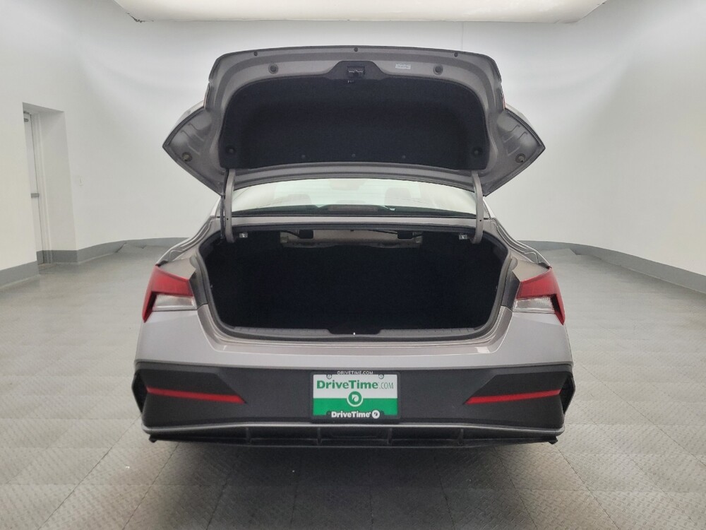 2025 Hyundai Elantra in Phoenix, AZ 85015 - 18122840 29