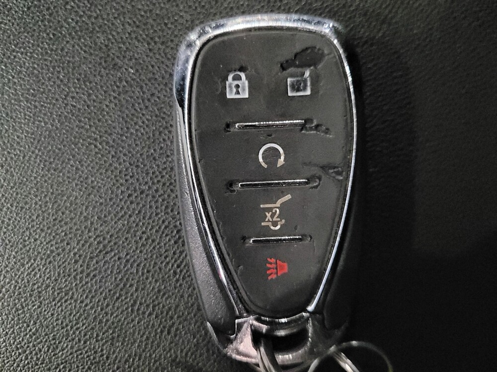 2020 Chevrolet Equinox in Plymouth Meeting, PA 19462 - 18122843 32