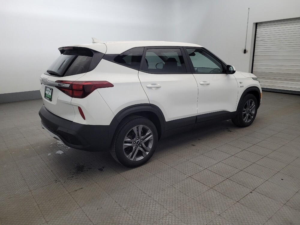 2022 Kia Seltos in Richmond, VA 23235 - 18122845 10