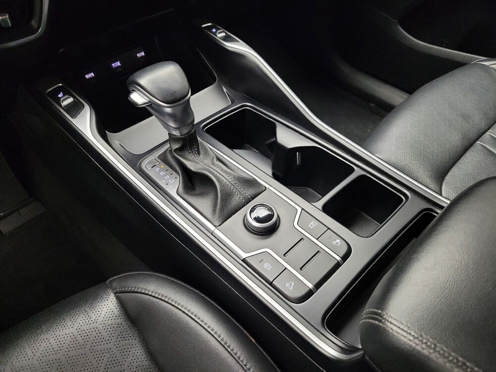 2021 Kia Sorento in Eastpointe, MI 48021 - 18122846 26