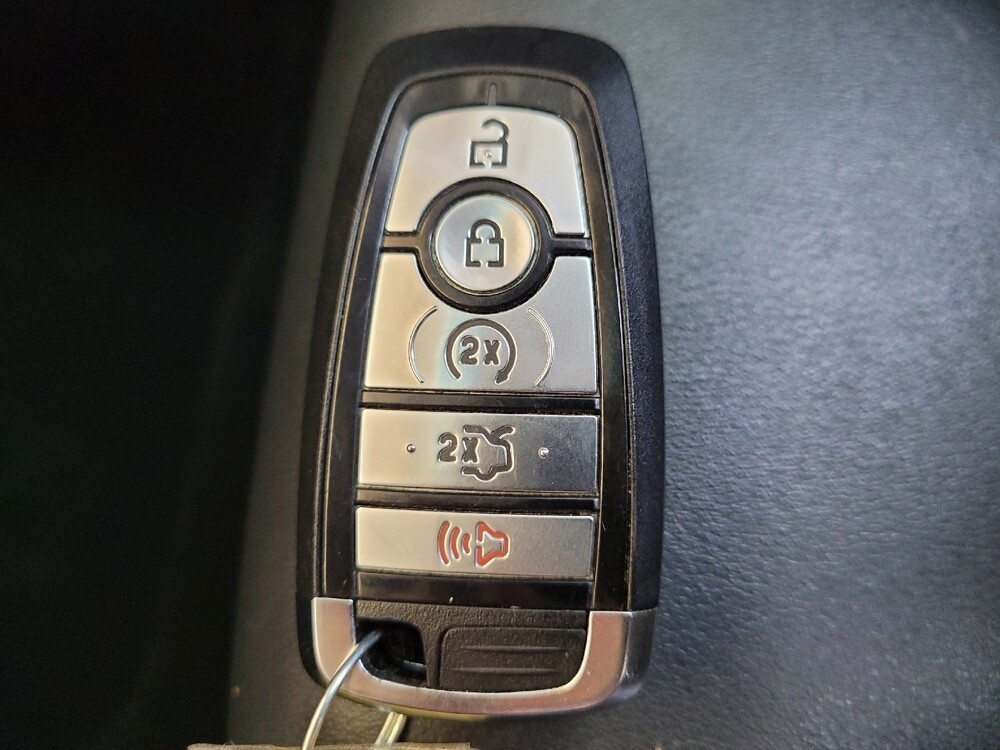 2020 Ford Fusion in Miamisburg, OH 45342 - 18122847 32