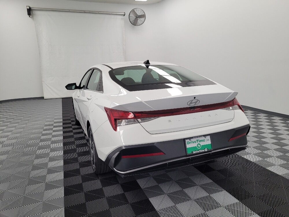 2025 Hyundai Elantra in Houston, TX 77074 - 18122858 6