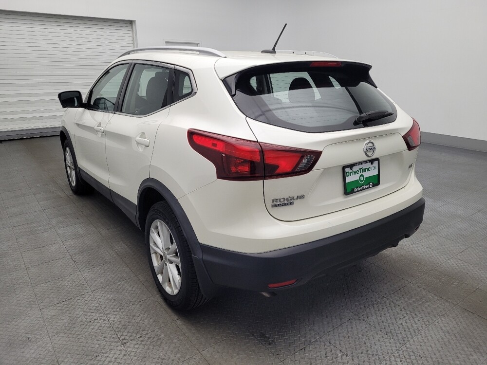 2017 Nissan Rogue Sport in Kissimmee, FL 34744 - 18122860 5