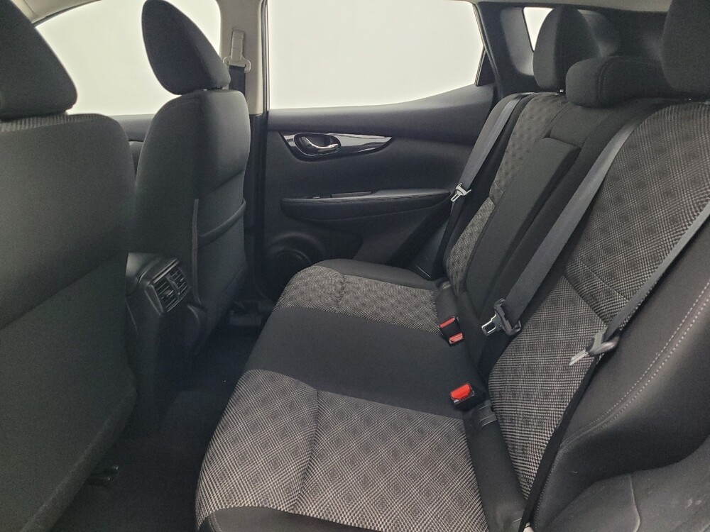 2017 Nissan Rogue Sport in Kissimmee, FL 34744 - 18122860 18