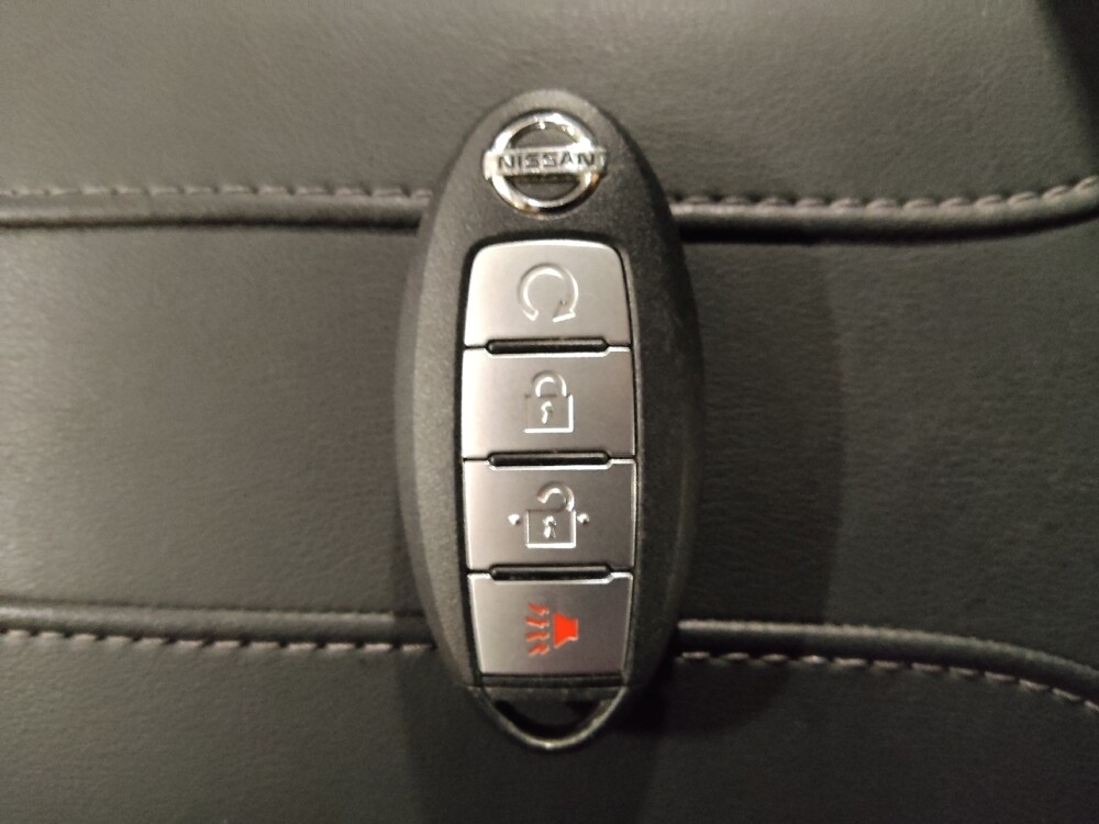 2017 Nissan Rogue Sport in Kissimmee, FL 34744 - 18122860 32