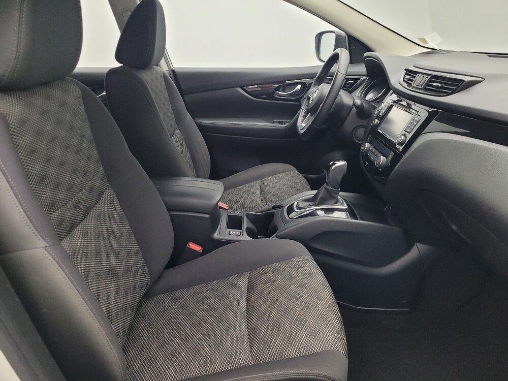 2017 Nissan Rogue Sport in Kissimmee, FL 34744 - 18122860 21