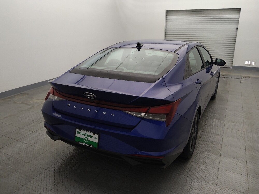2021 Hyundai Elantra in Houston, TX 77074 - 18122861 7