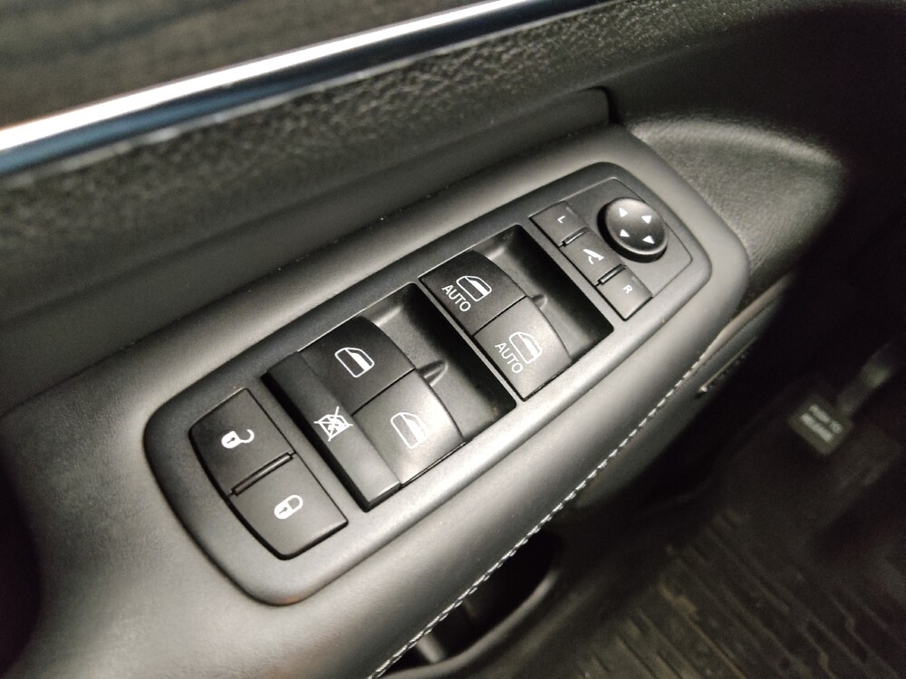 2020 Jeep Grand Cherokee in Independence, MO 64055 - 18122870 27