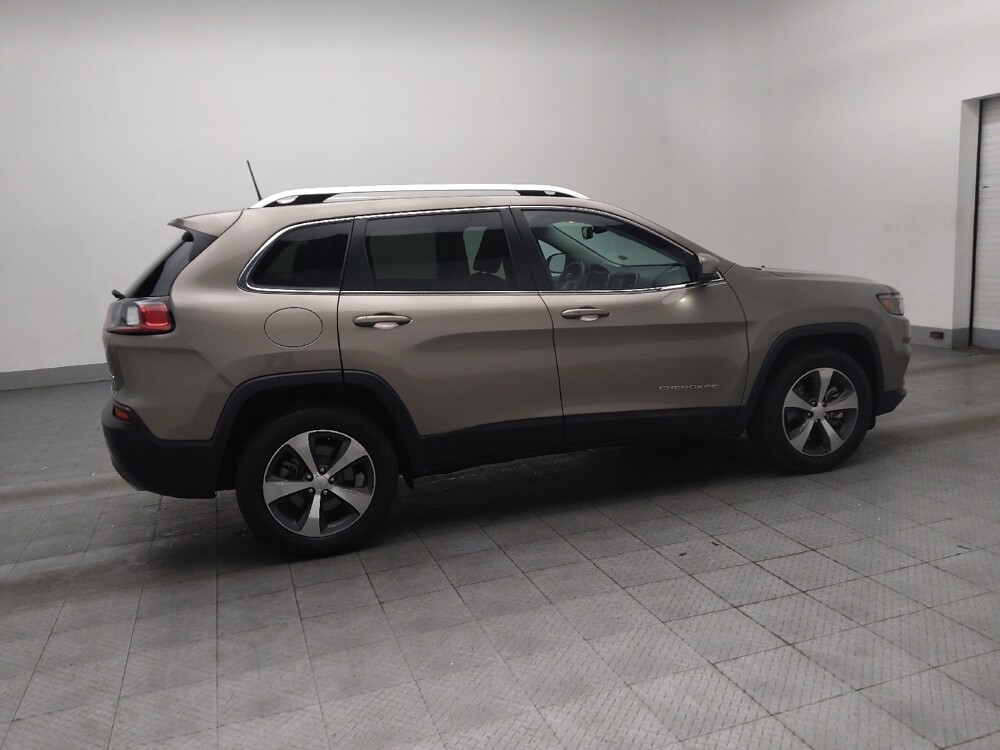 2019 Jeep Cherokee in Stone Mountain, GA 30083 - 18122872 10