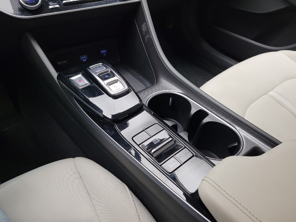 2023 Hyundai Sonata in Eastpointe, MI 48021 - 18122873 26