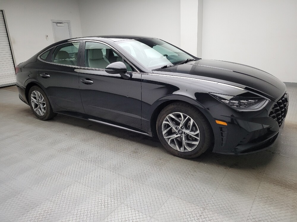 2023 Hyundai Sonata in Eastpointe, MI 48021 - 18122873 11