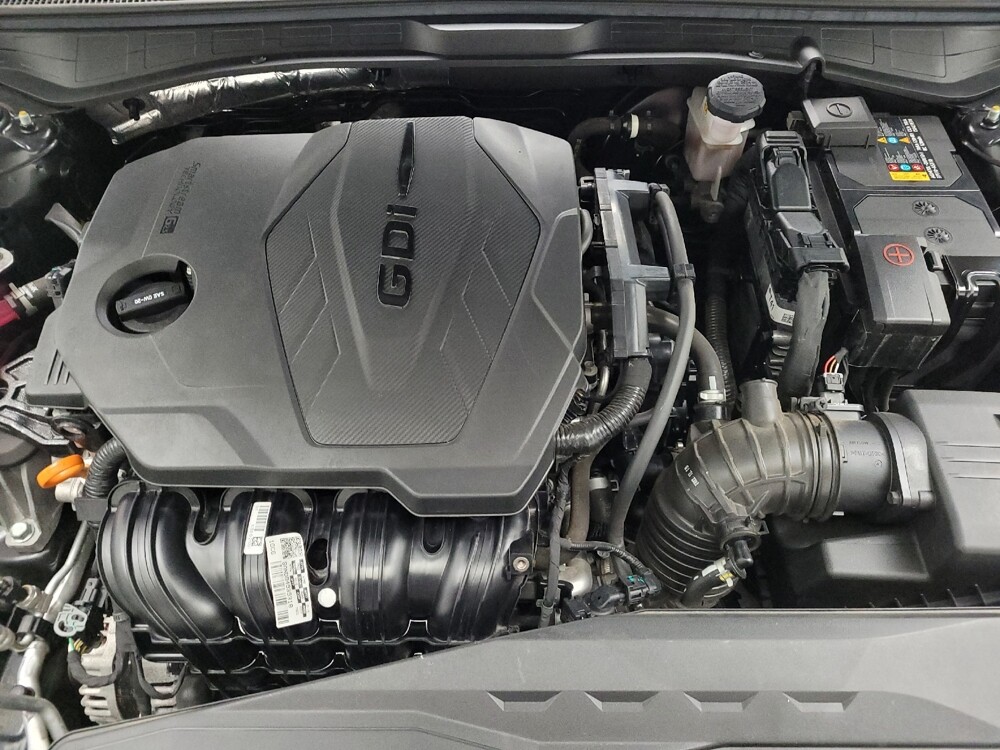 2023 Hyundai Sonata in Eastpointe, MI 48021 - 18122873 30