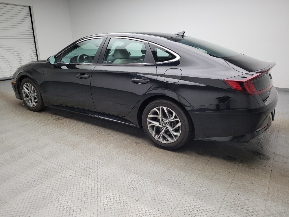 2023 Hyundai Sonata in Eastpointe, MI 48021 - 18122873 3