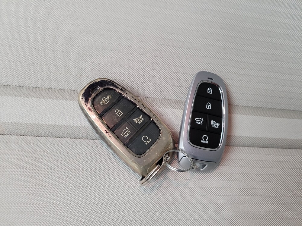 2023 Hyundai Sonata in Eastpointe, MI 48021 - 18122873 32