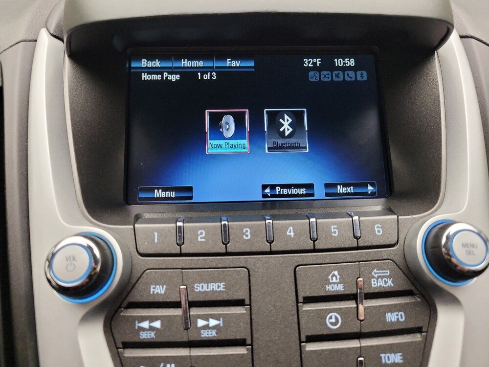 2017 Chevrolet Equinox in Eastpointe, MI 48021 - 18122876 25