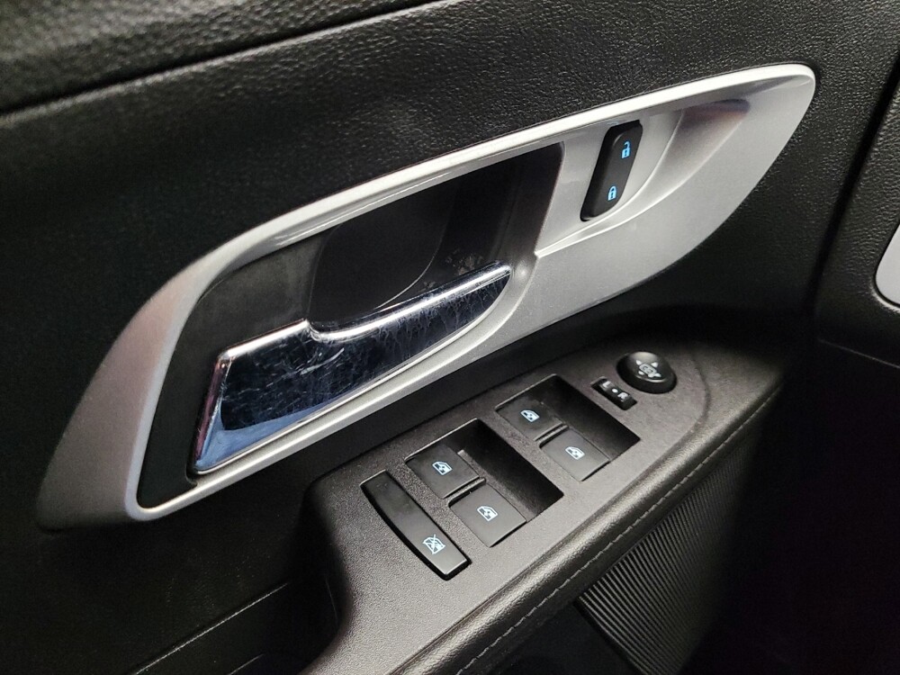 2017 Chevrolet Equinox in Eastpointe, MI 48021 - 18122876 27