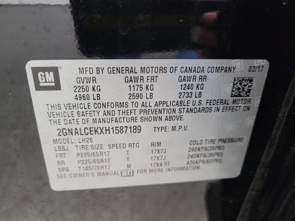 2017 Chevrolet Equinox in Eastpointe, MI 48021 - 18122876 33