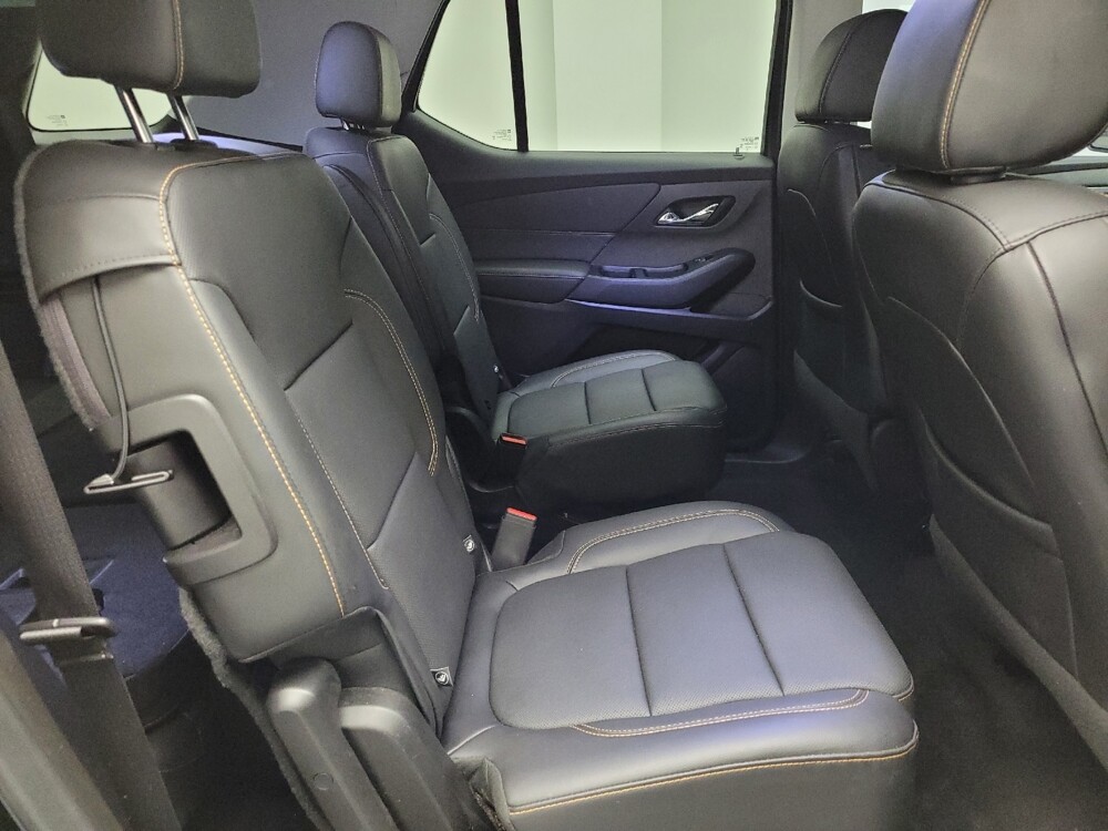 2019 Chevrolet Traverse in Eastpointe, MI 48021 - 18122877 19