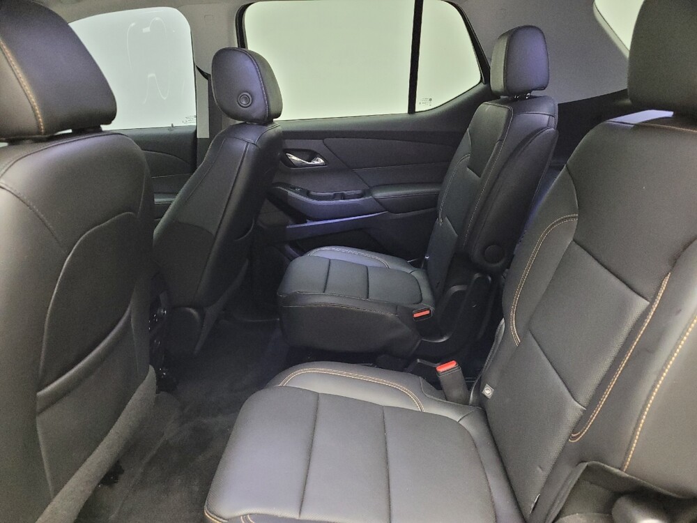 2019 Chevrolet Traverse in Eastpointe, MI 48021 - 18122877 18