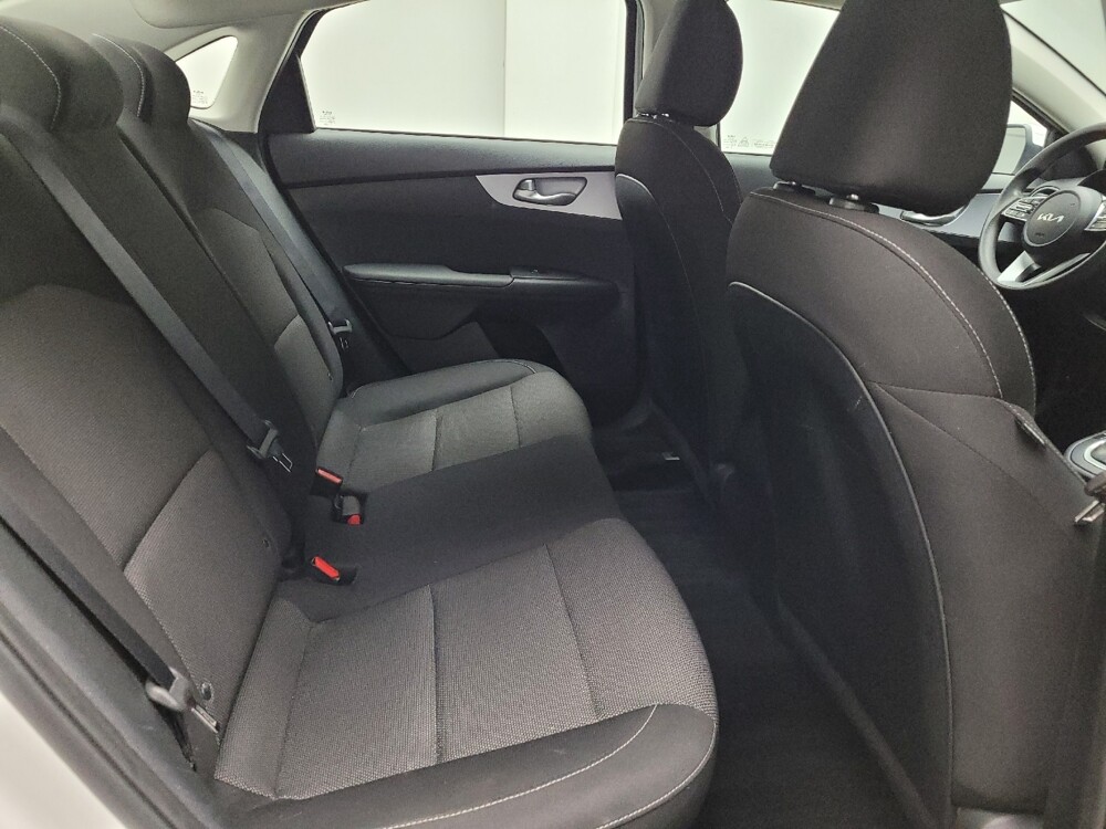 2024 Kia Forte in Eastpointe, MI 48021 - 18122878 19