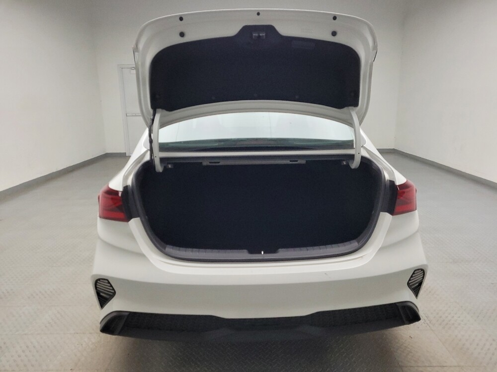 2024 Kia Forte in Eastpointe, MI 48021 - 18122878 29