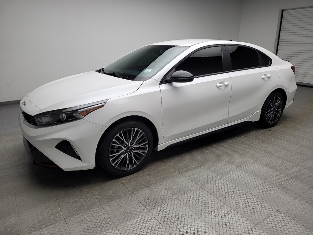 2024 Kia Forte in Eastpointe, MI 48021 - 18122879 2