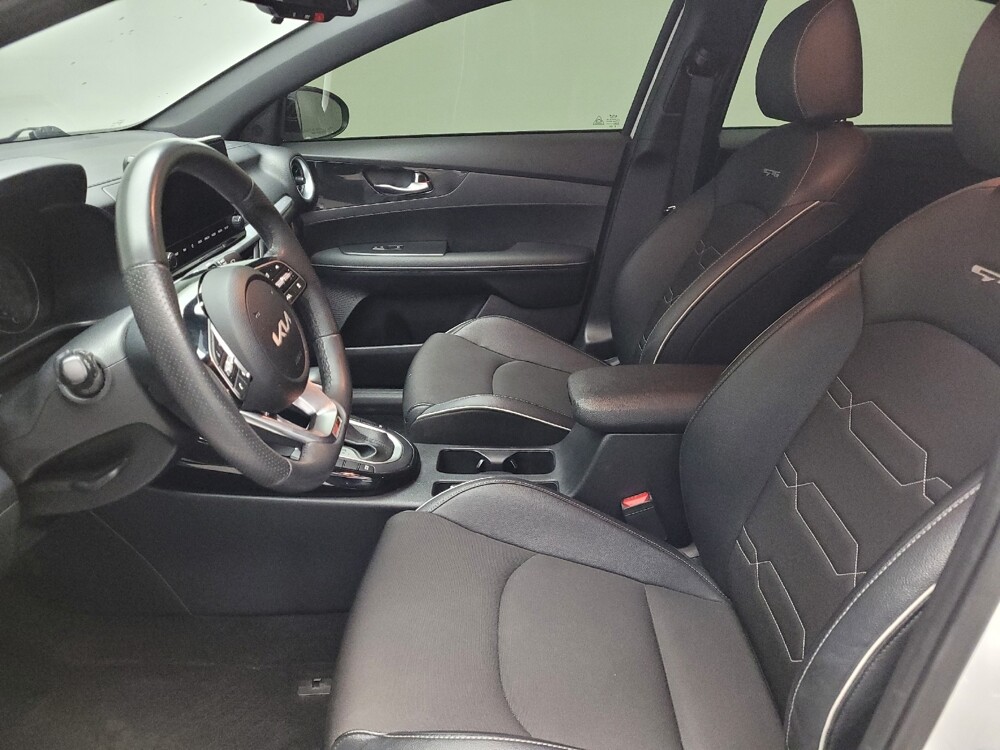 2024 Kia Forte in Eastpointe, MI 48021 - 18122879 17